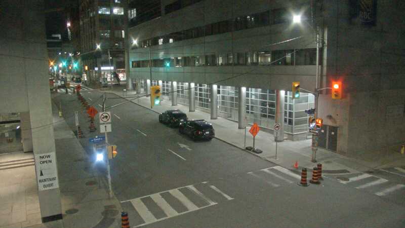 Traffic camera image at 2025-05-09 05:55:43