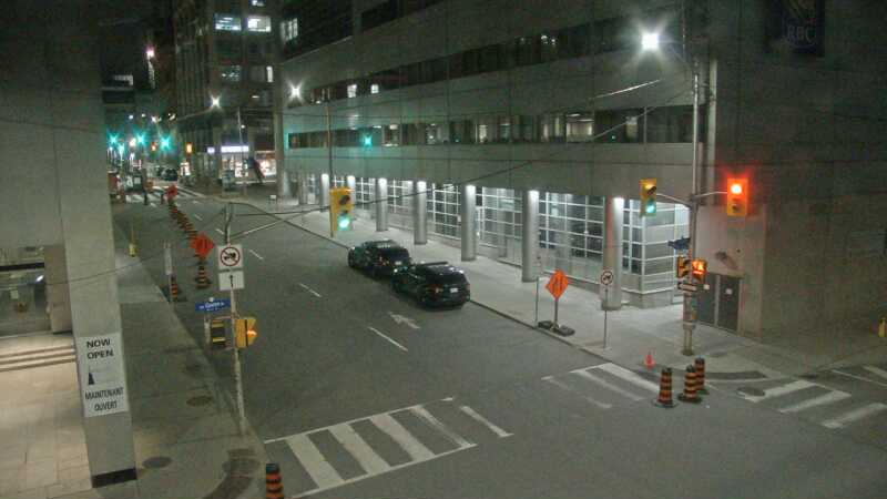 Traffic camera image at 2025-05-09 06:30:46