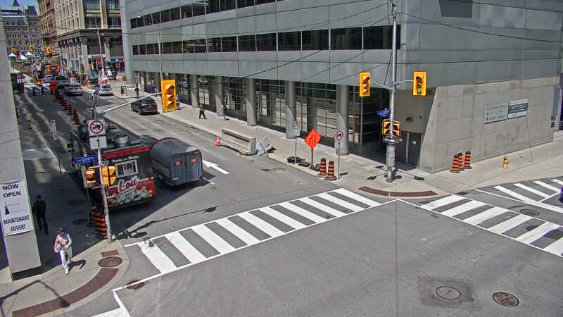 Traffic camera image at 2025-06-30 17:51:06