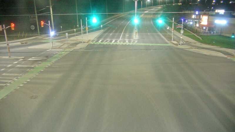 Traffic camera image at 2025-05-09 05:55:43