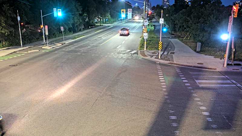 Traffic camera image at 2025-08-04 01:05:55