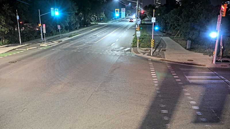 Traffic camera image at 2025-08-04 01:45:52