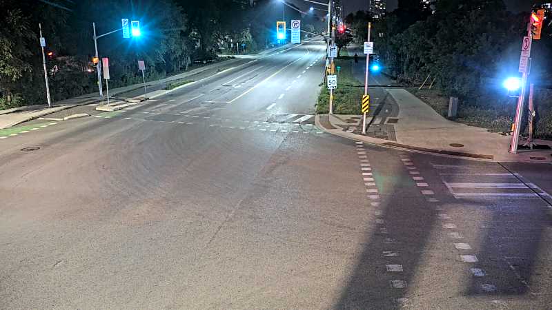 Traffic camera image at 2025-08-04 02:00:54