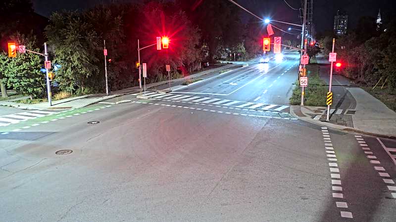 Traffic camera image at 2025-08-25 03:46:06