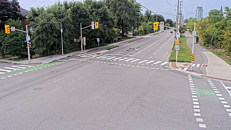 Traffic camera image at 2025-09-13 15:46:21