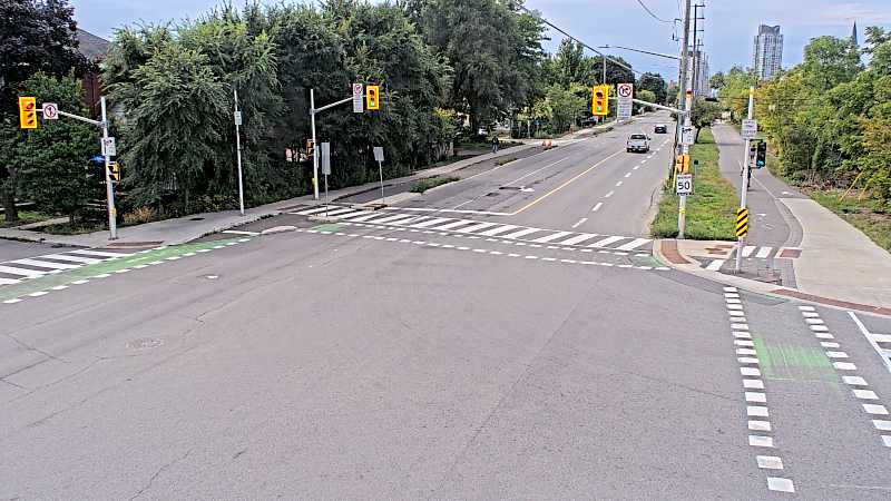 Traffic camera image at 2025-09-13 16:51:07