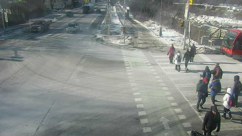 Traffic camera image at 2024-12-21 15:50:50