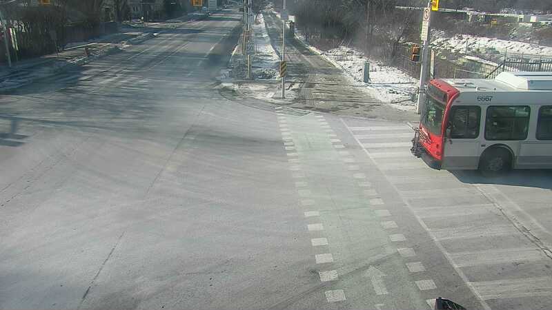 Traffic camera image at 2024-12-21 16:06:32