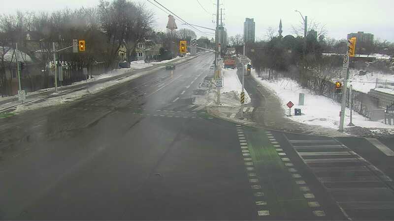 Traffic camera image at 2025-03-09 13:00:54