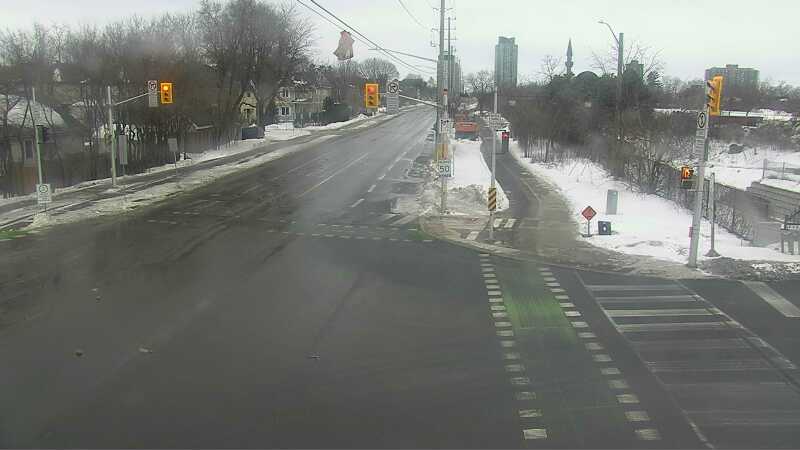 Traffic camera image at 2025-03-09 13:25:45