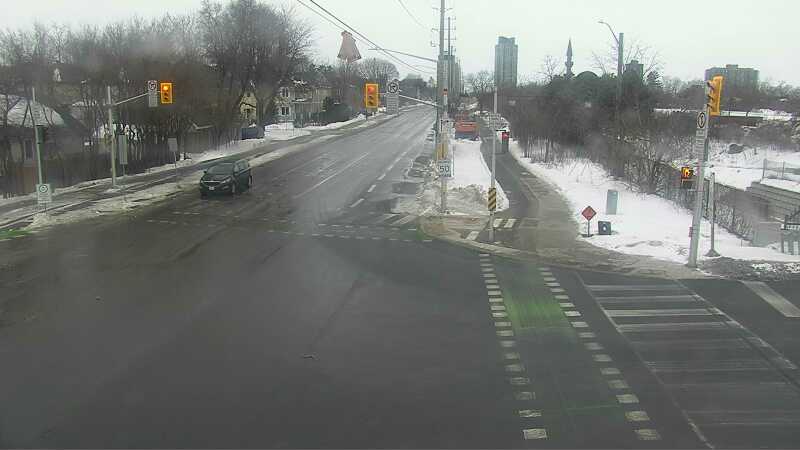 Traffic camera image at 2025-03-09 13:51:04