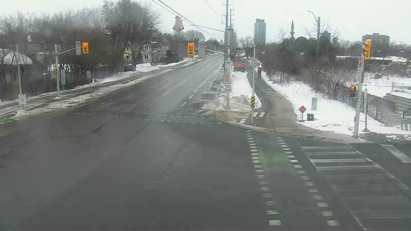 Traffic camera image at 2025-03-09 14:10:51