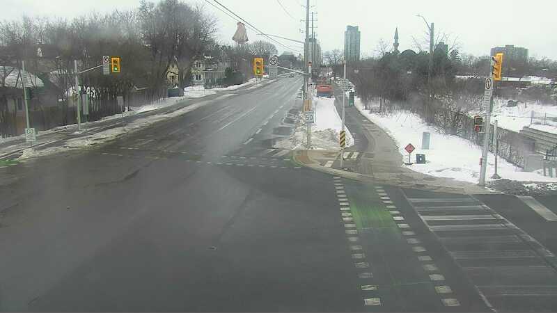 Traffic camera image at 2025-03-09 14:30:50