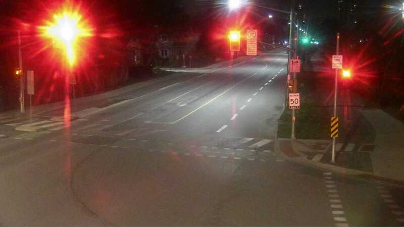 Traffic camera image at 2025-05-09 05:55:43