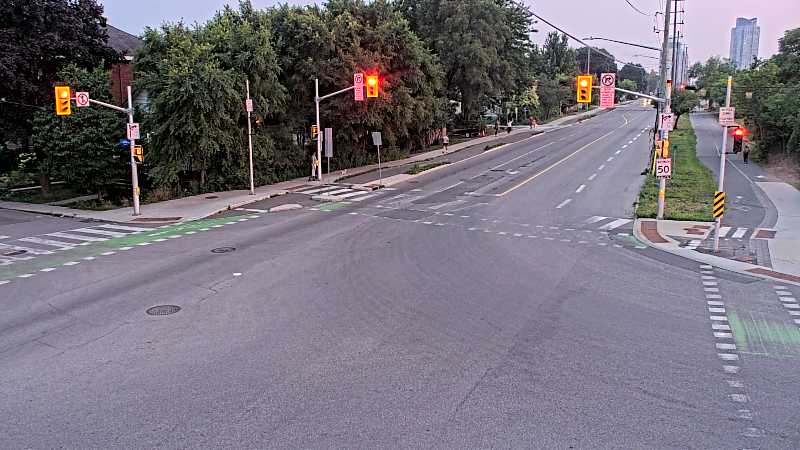 Traffic camera image at 2025-07-31 00:40:59