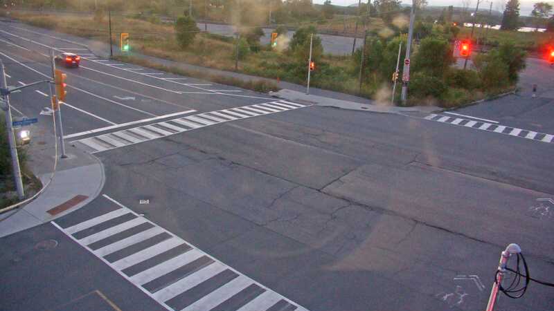 Traffic camera image at 2025-08-25 00:11:04
