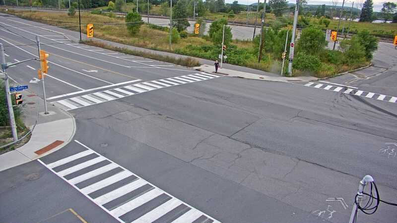 Traffic camera image at 2025-09-06 12:41:05