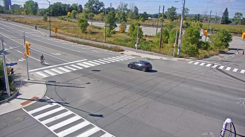 Traffic camera image at 2025-09-14 18:16:09