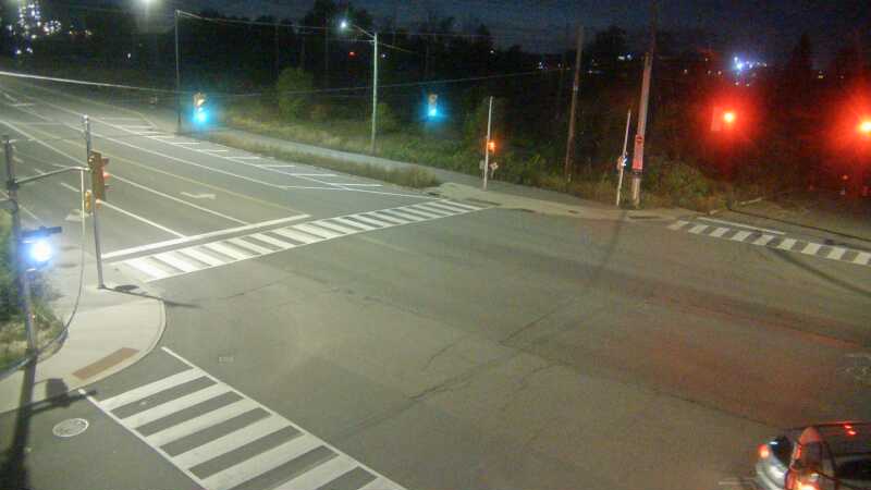 Traffic camera image at 2025-09-16 00:21:08