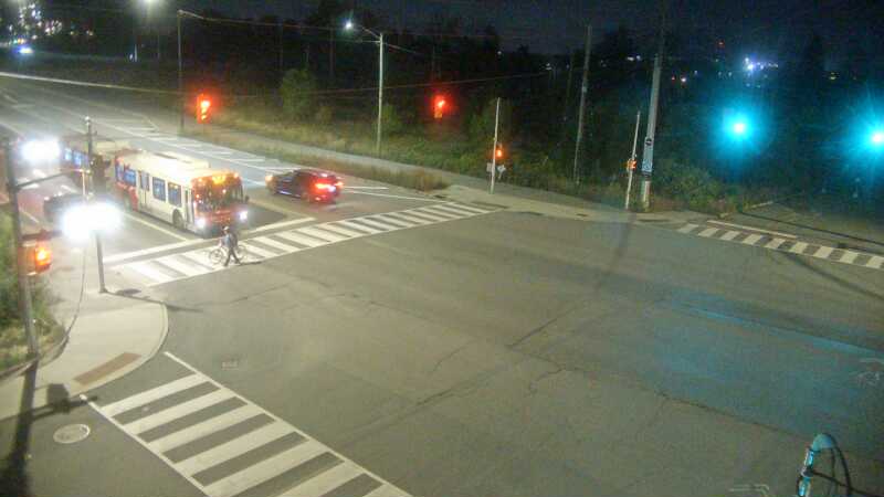 Traffic camera image at 2025-09-16 00:26:02