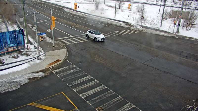 Traffic camera image at 2025-03-09 13:30:43