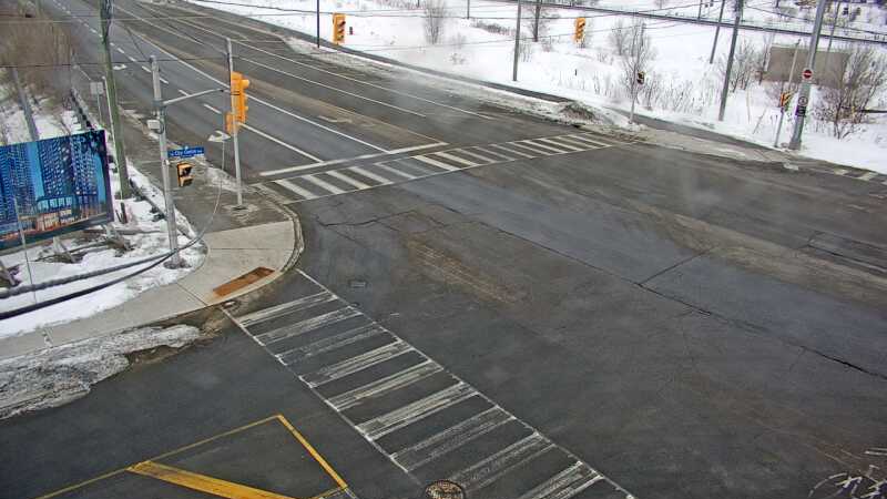 Traffic camera image at 2025-03-09 14:21:07