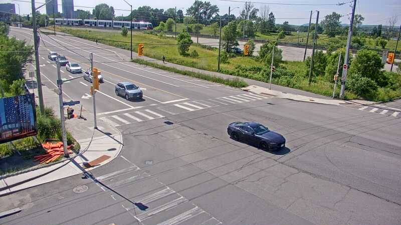 Traffic camera image at 2025-06-30 19:21:08
