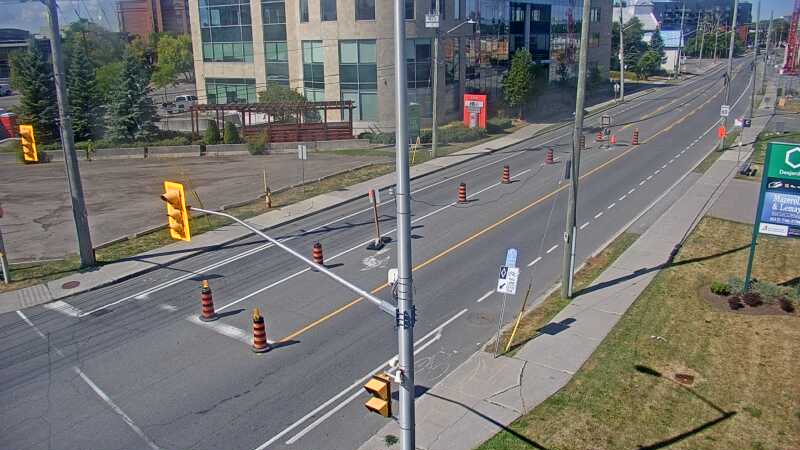 Traffic camera image at 2025-08-24 15:11:01