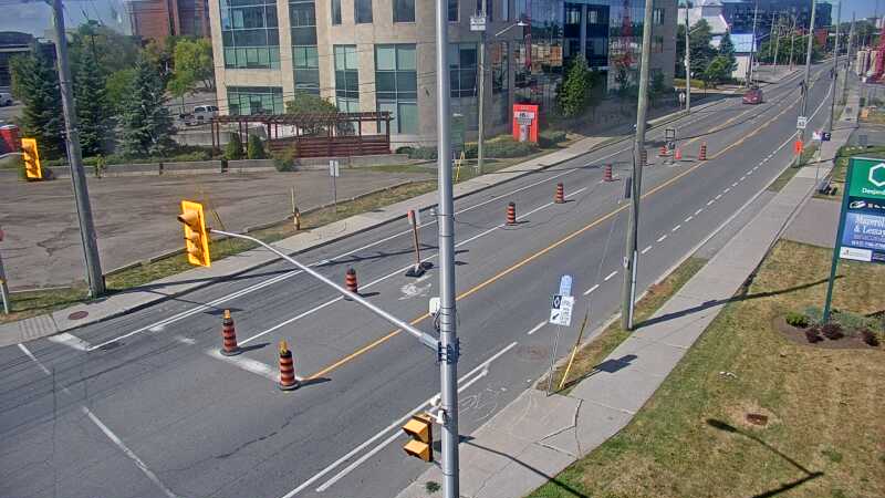 Traffic camera image at 2025-08-24 15:21:07