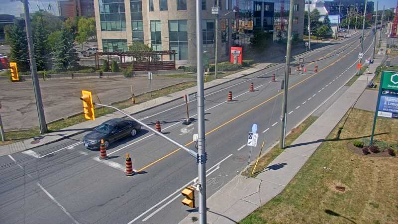 Traffic camera image at 2025-08-24 15:51:06