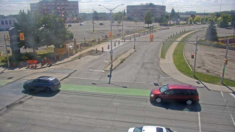 Traffic camera image at 2025-09-14 17:21:06
