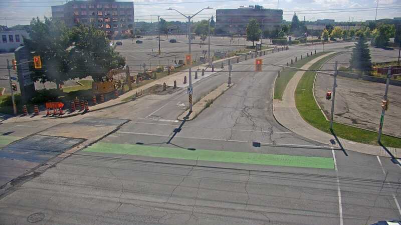Traffic camera image at 2025-09-14 17:46:12