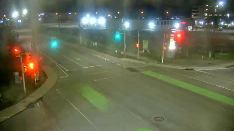 Traffic camera image at 2025-04-25 08:15:37