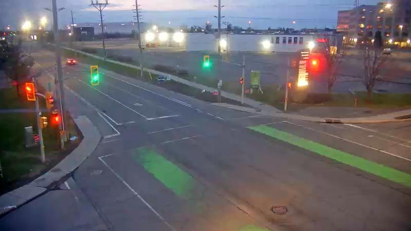 Traffic camera image at 2025-04-25 09:40:51