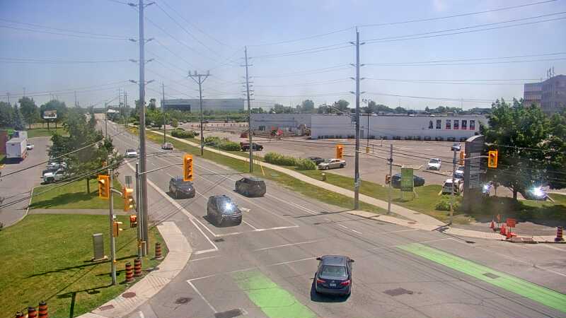 Traffic camera image at 2025-06-30 17:21:17