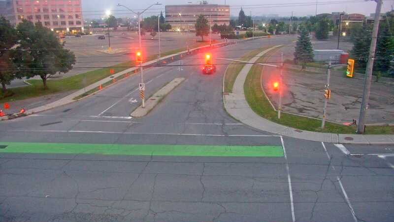 Traffic camera image at 2025-07-31 00:41:00