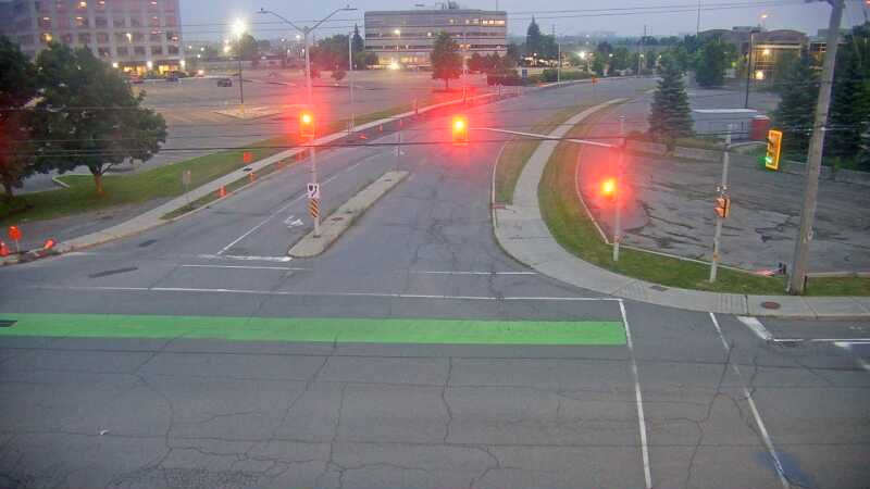 Traffic camera image at 2025-07-31 00:46:08