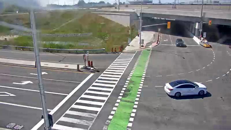 Traffic camera image at 2025-09-14 17:11:11