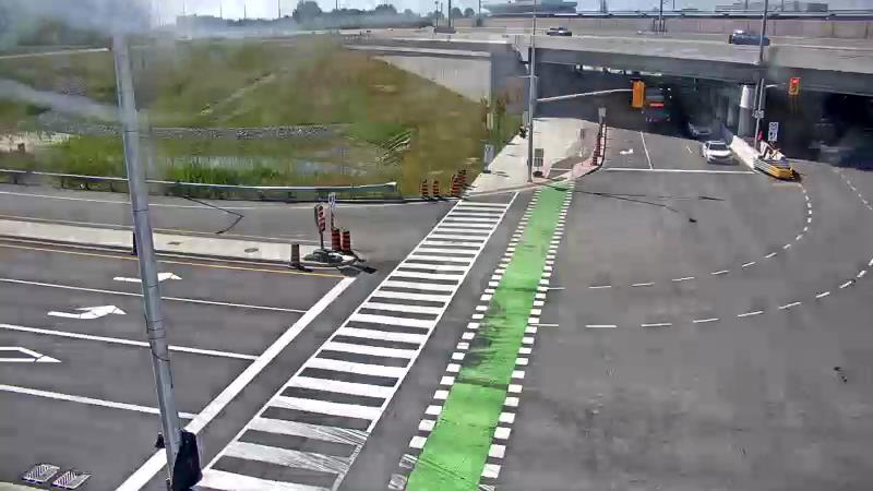Traffic camera image at 2025-09-14 17:16:10