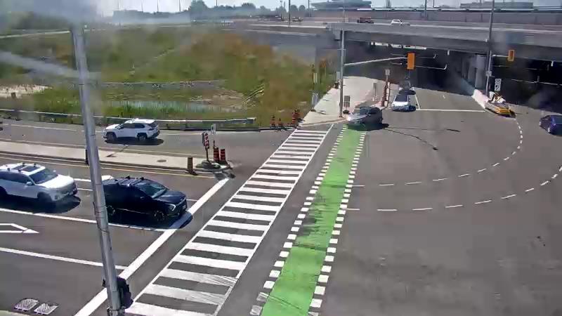 Traffic camera image at 2025-09-14 17:51:17