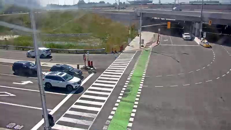 Traffic camera image at 2025-09-14 17:56:13