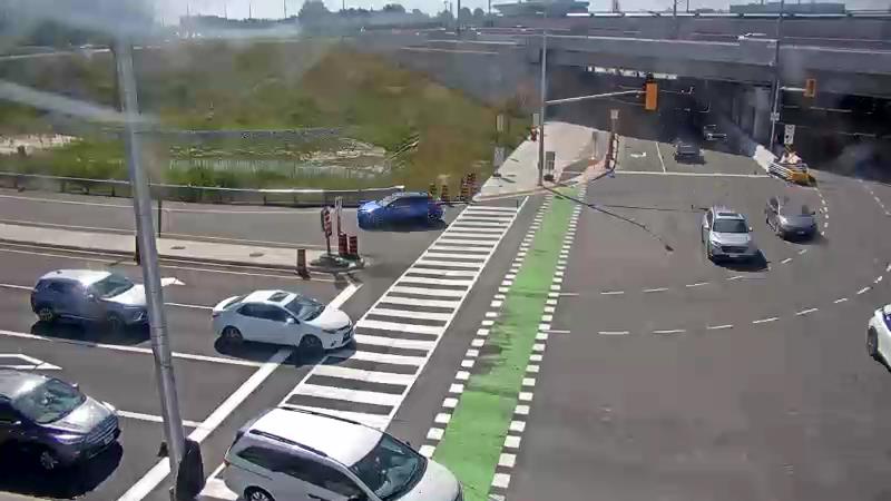 Traffic camera image at 2025-09-14 18:26:14