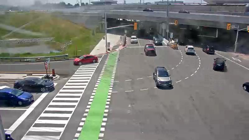Traffic camera image at 2025-06-30 18:11:08