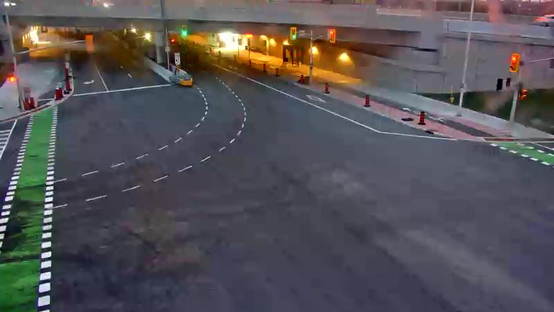 Traffic camera image at 2025-07-31 00:41:00