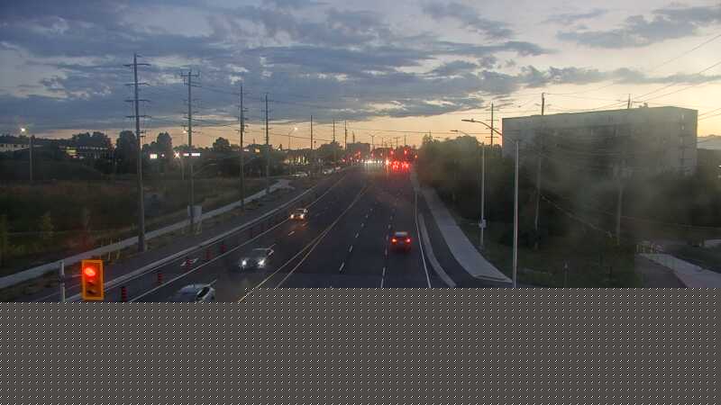 Traffic camera image at 2025-08-25 00:06:07