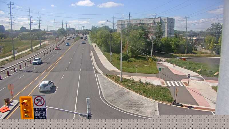 Traffic camera image at 2025-09-14 17:21:07