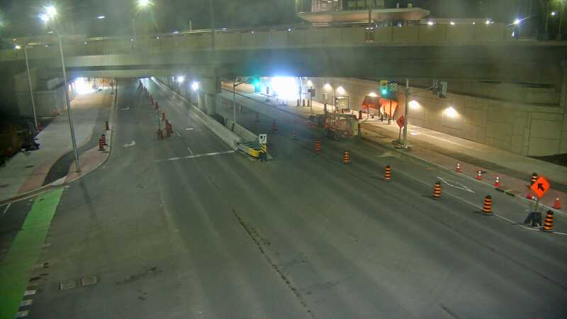 Traffic camera image at 2025-05-09 06:25:45