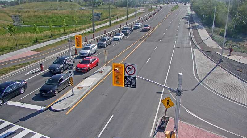 Traffic camera image at 2025-06-30 21:06:17