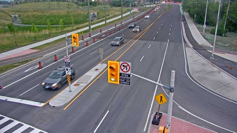 Traffic camera image at 2025-07-01 00:37:55