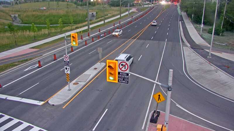 Traffic camera image at 2025-07-01 00:51:17